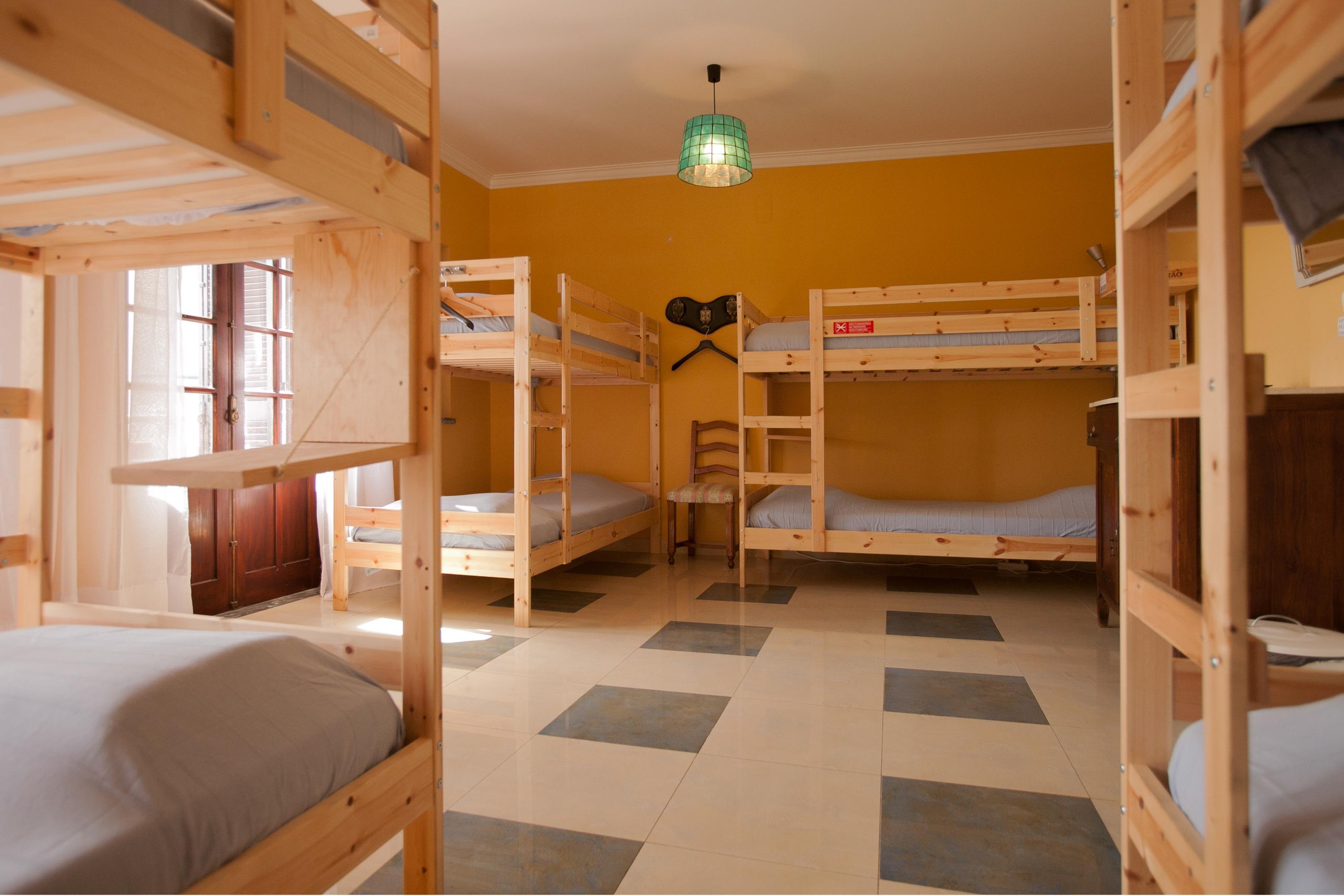 Ericeira Chill Hill Hostel & Private Rooms - Peach Garden Εξωτερικό φωτογραφία