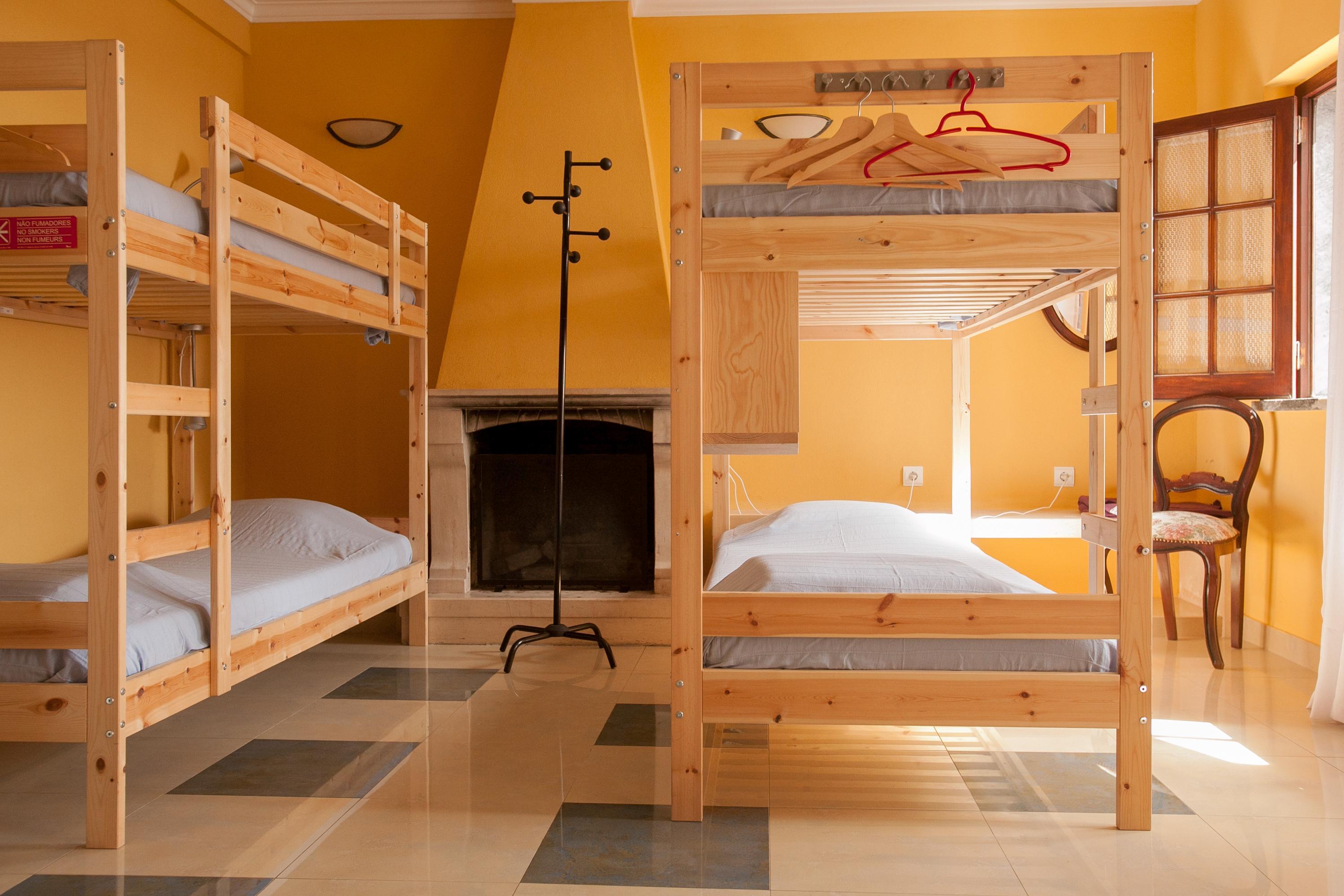 Ericeira Chill Hill Hostel & Private Rooms - Peach Garden Εξωτερικό φωτογραφία