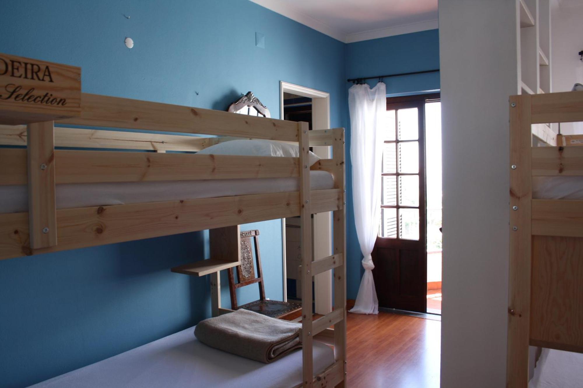 Ericeira Chill Hill Hostel & Private Rooms - Peach Garden Δωμάτιο φωτογραφία