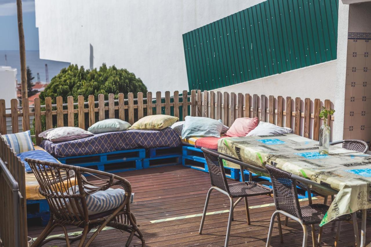Ericeira Chill Hill Hostel & Private Rooms - Peach Garden Εξωτερικό φωτογραφία