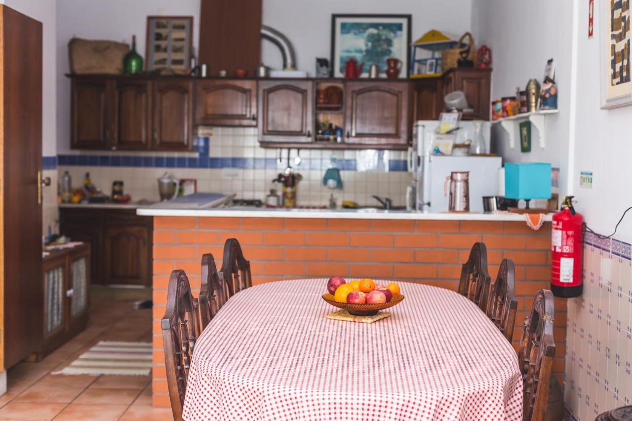 Ericeira Chill Hill Hostel & Private Rooms - Peach Garden Εξωτερικό φωτογραφία